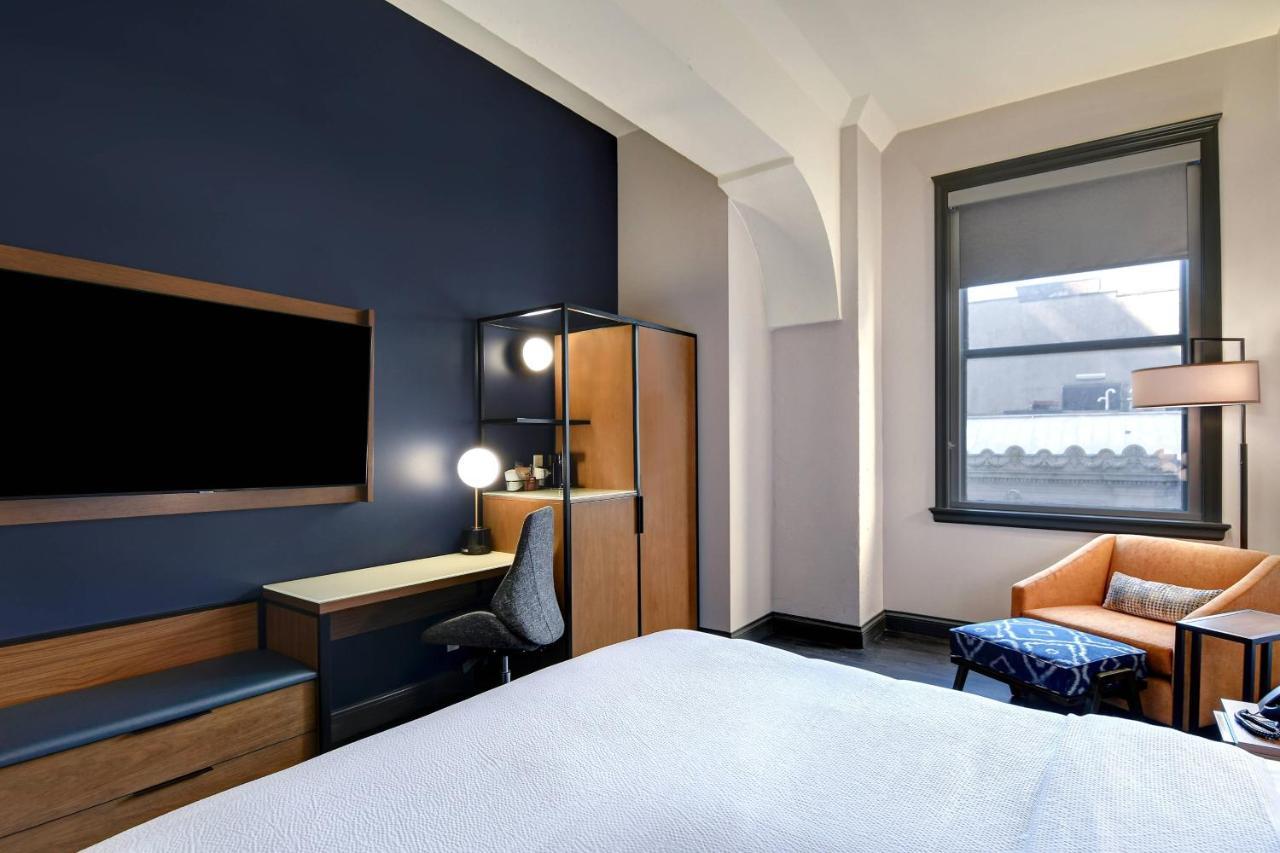 Courtyard By Marriott Cincinnati Downtown Экстерьер фото